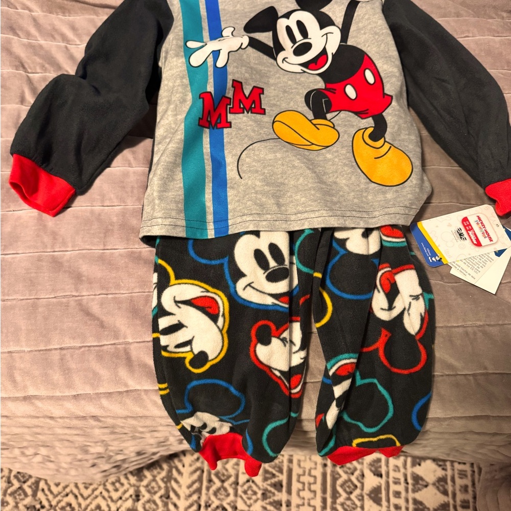 2T Mickey Mouse Fleece Pajamas